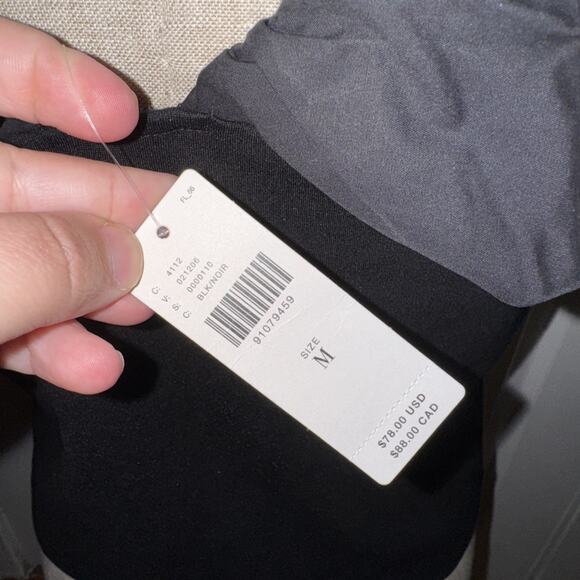 NEW Anthropologie Dolan Ruffle Black Blouse Flutter Sleeve Size M Medium V-Neck - Picture 6 of 9